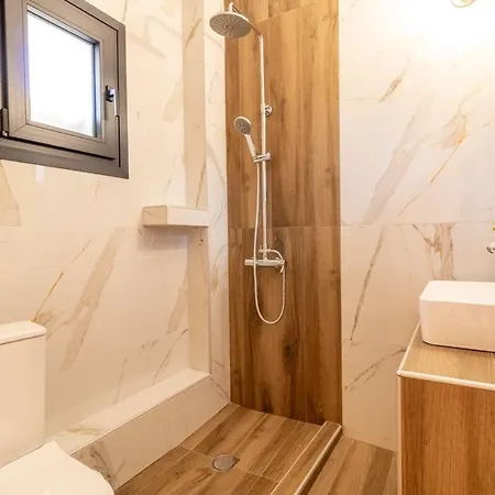 G C Luxury * Nikiti (Sithonia)