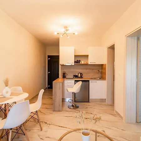 G C Luxury * Nikiti (Sithonia)