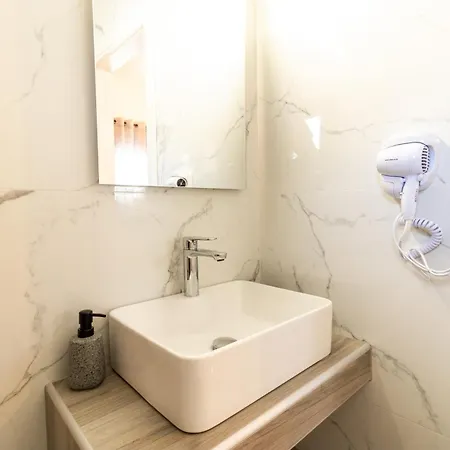 G C Luxury Daire Nikiti (Sithonia)
