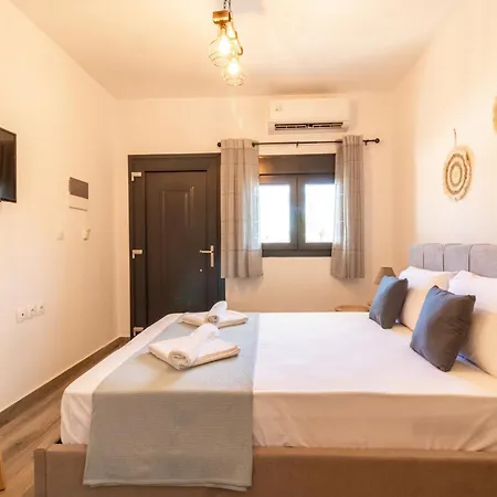 G C Luxury * Nikiti (Sithonia)