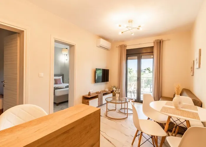 G C Luxury Apartment Nikiti (Sithonia)