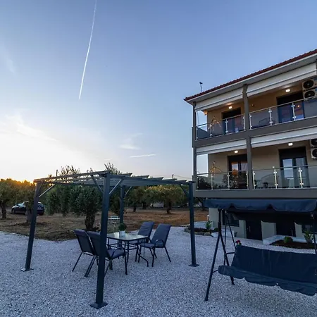G C Luxury Apartment Nikiti (Sithonia)