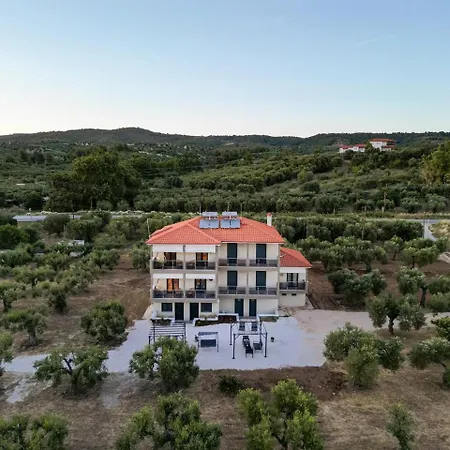 G C Luxury Nikiti (Sithonia)