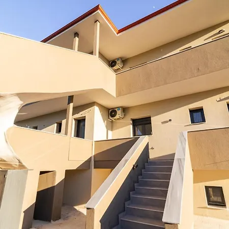 G C Luxury Nikiti (Sithonia)
