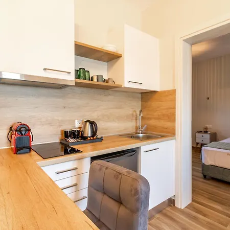 G C Luxury Apartment Nikiti (Sithonia)