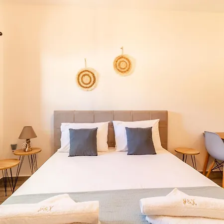 G C Luxury * Nikiti (Sithonia)