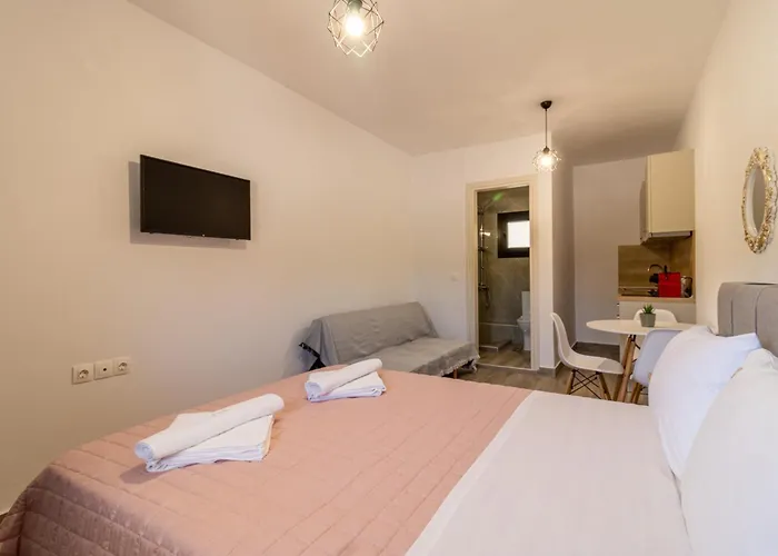 G C Luxury Nikiti (Sithonia)